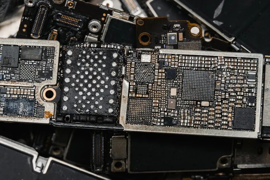 93937e1e36074a76960d14e4f4e26235